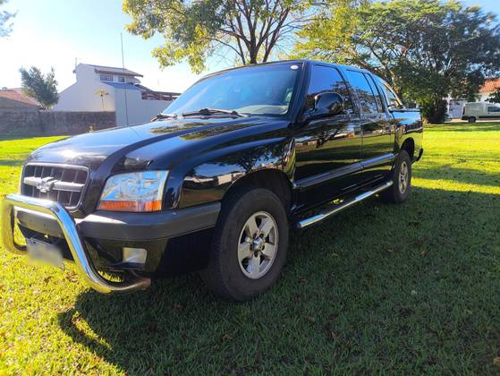 CHEVROLET S10 2.4 MPFI 4X2 CD 8V GASOLINA 4P MANUAL CHEVROLET S10 2.4 MPFI 4X2 CD 8V GASOLINA 4P MANUAL